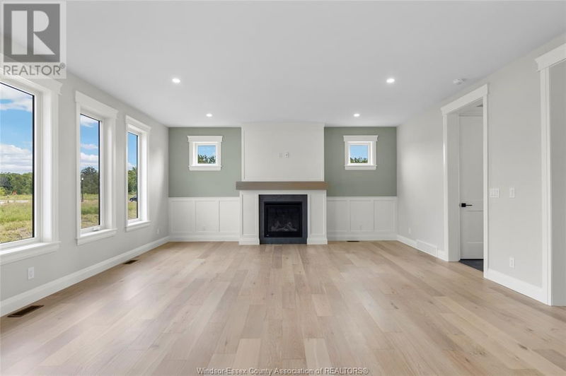 263 JOAN FLOOD null  Essex, N8M3E9 | Image 17