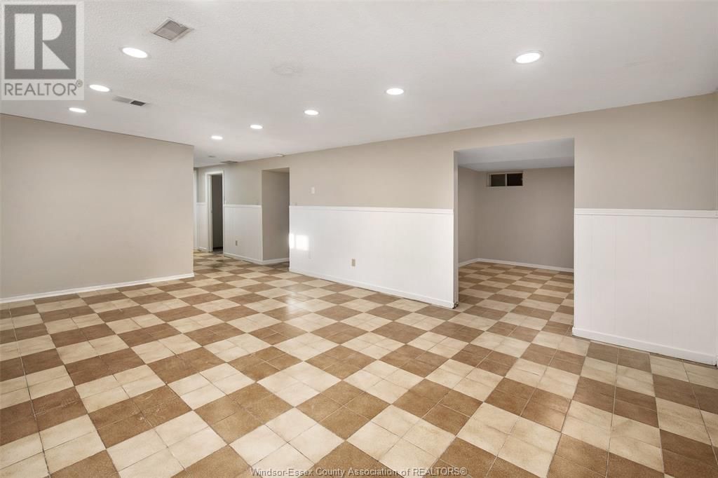 10820 MULBERRY DRIVE Unit# LOWER Image 3