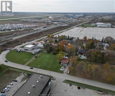 Image #1 of Commercial for Sale at 6010 North Service Road East, Windsor, Ontario