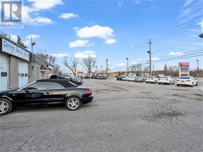Image #1 of Commercial for Sale at 5049 Tecumseh Road East, Windsor, Ontario