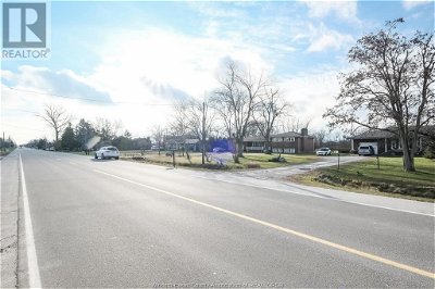 Image #1 of Commercial for Sale at 909 Concession Rd 2 North, Amherstburg, Ontario