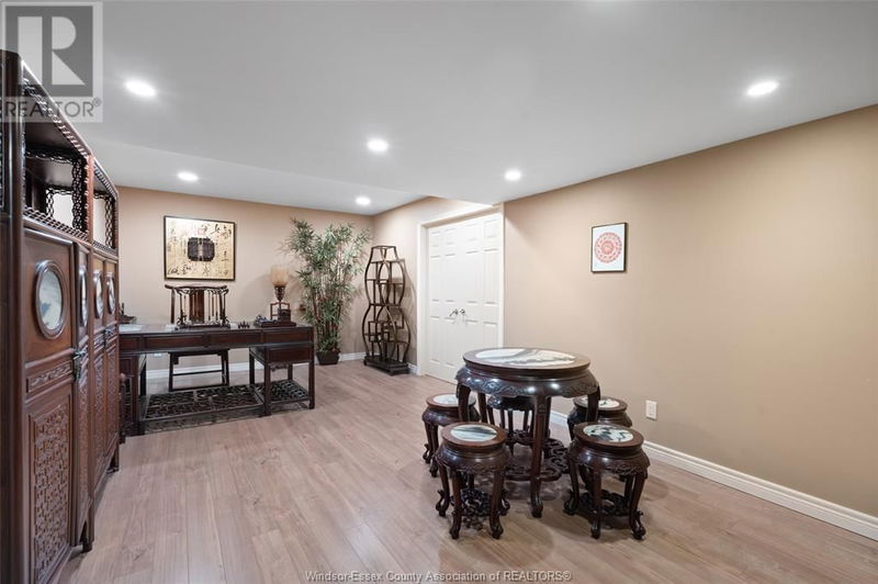 320 SHOREVIEW Circle  Windsor, N8P1M7 | Image 31