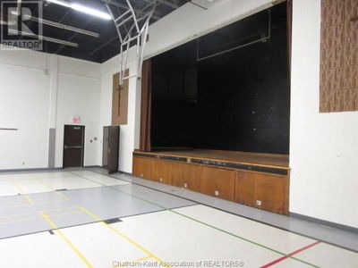 Commercial for Rent in Ontario