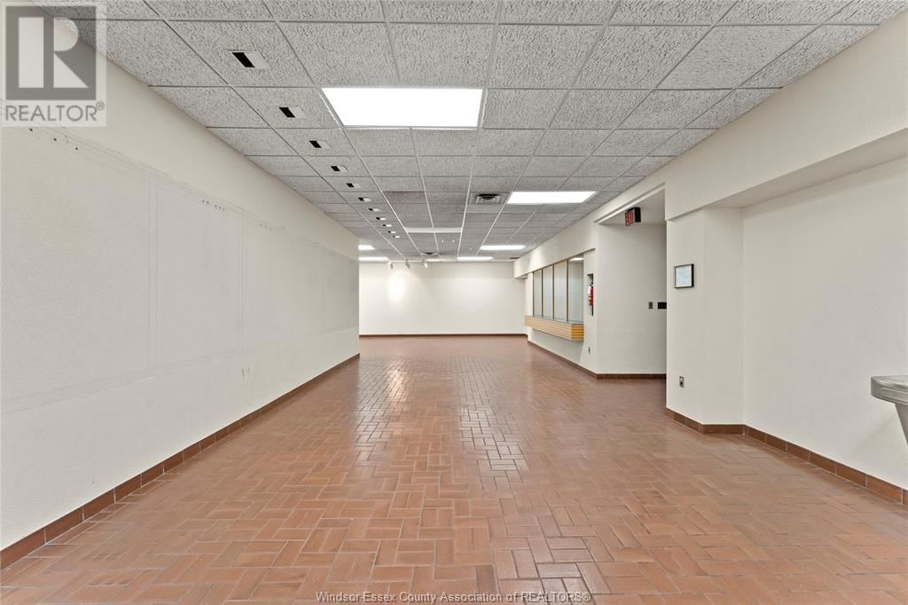 850 OUELLETTE AVENUE Unit# LOWER FLOOR Image 2