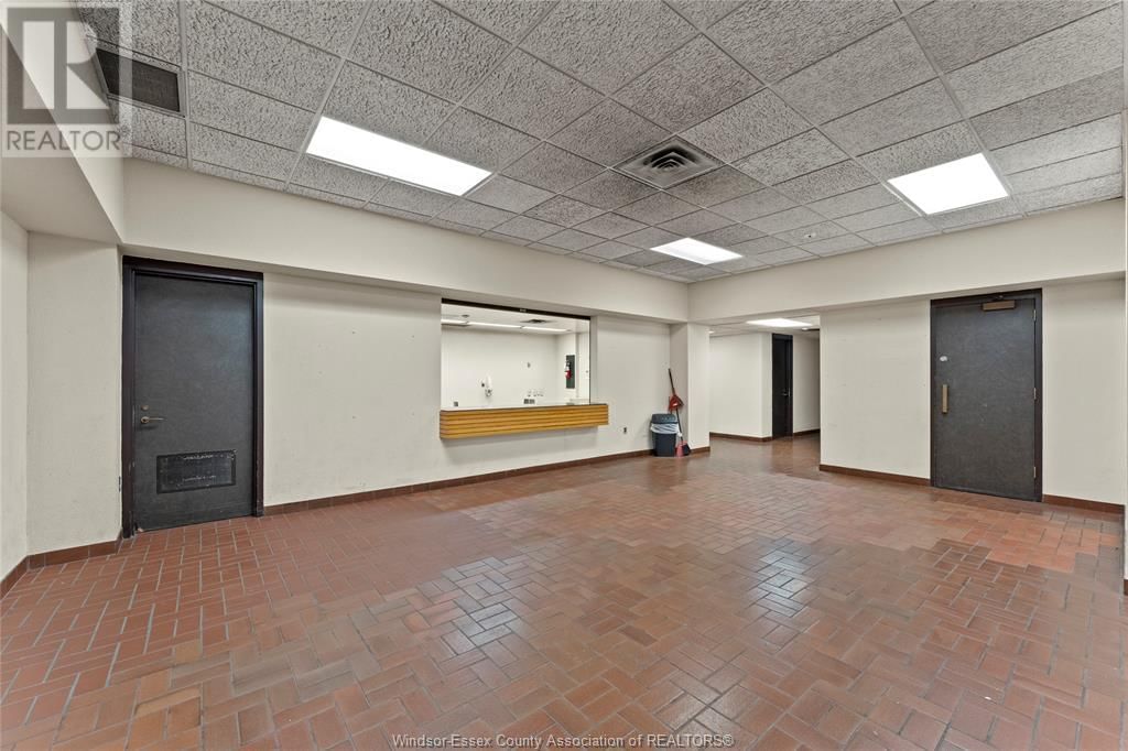 850 OUELLETTE AVENUE Unit# LOWER FLOOR Image 6