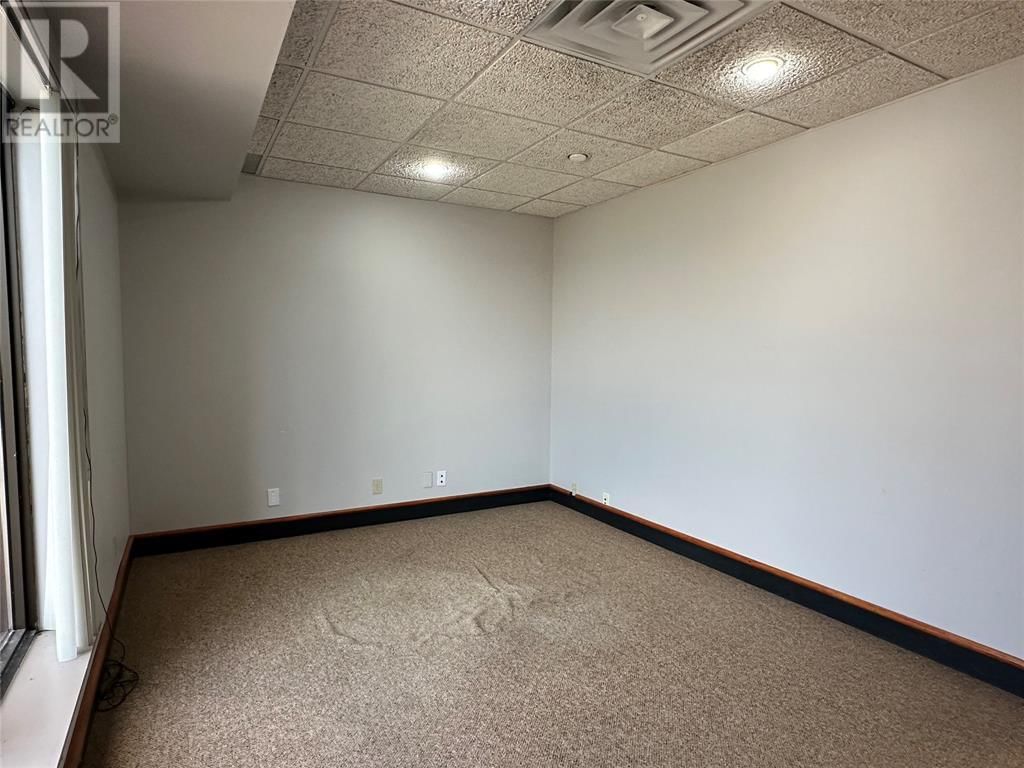 4 - 301 FRONT STREET NORTH Image 12
