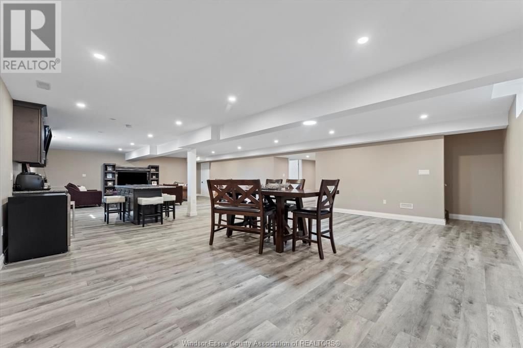 6056 SILVER MAPLE Image 27