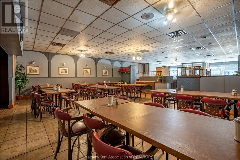 Image #1 of Restaurant for Sale at 524 James Street, Wallaceburg, Ontario