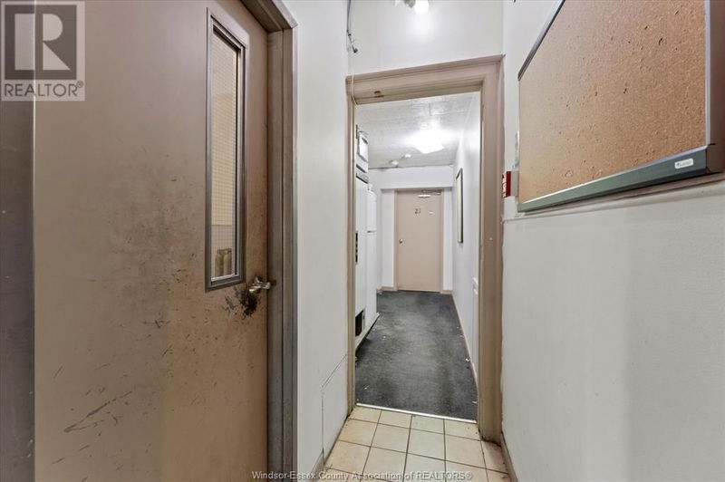 801 VICTORIA null  Windsor, N9A4N5 | Image 15