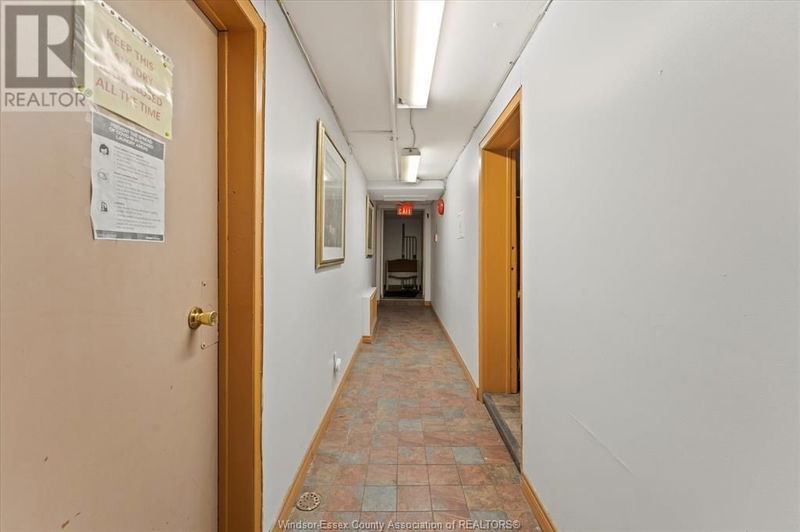 801 VICTORIA null  Windsor, N9A4N5 | Image 24