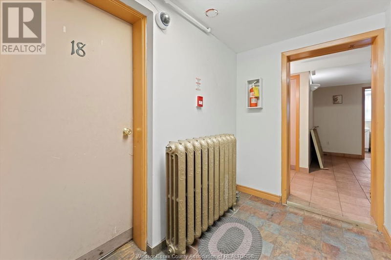 801 VICTORIA null  Windsor, N9A4N5 | Image 30