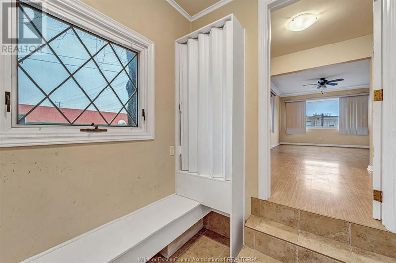 3603 WALKER null  Windsor, N8W3S6 | Image 25