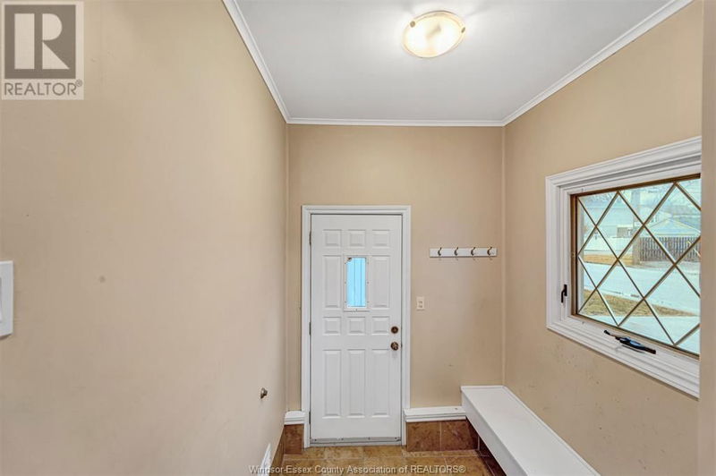 3603 WALKER null  Windsor, N8W3S6 | Image 26