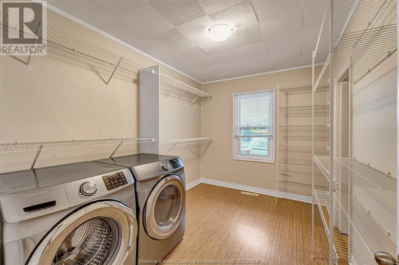 3603 WALKER null  Windsor, N8W3S6 | Image 33