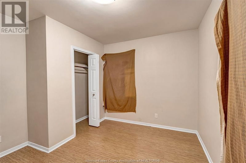 3603 WALKER null  Windsor, N8W3S6 | Image 39