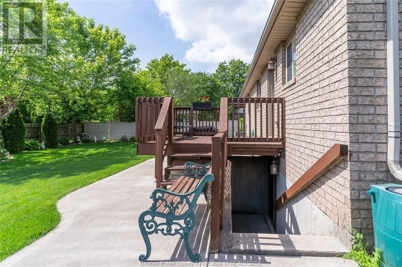 2217 ALEXANDRA null  Windsor, N9E4Y8 | Image 35