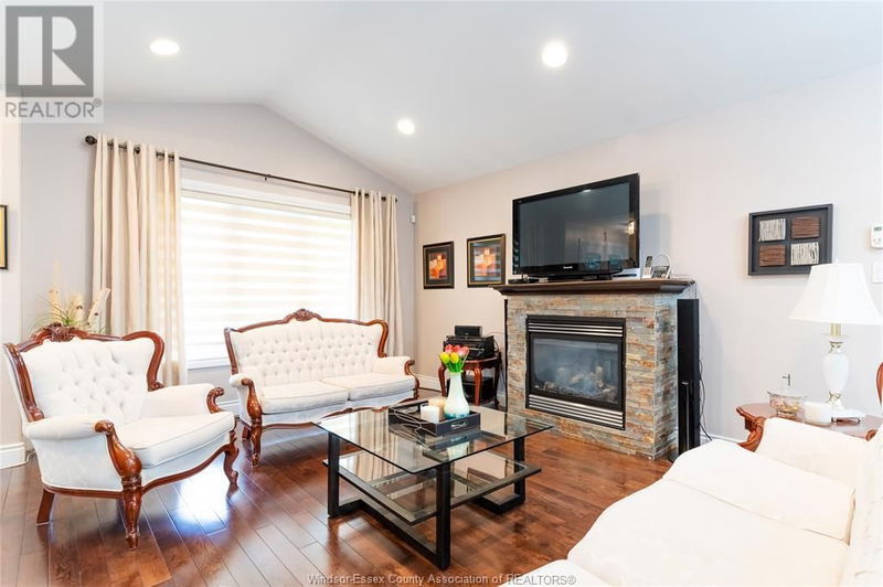 2217 ALEXANDRA null  Windsor, N9E4Y8 | Image 7