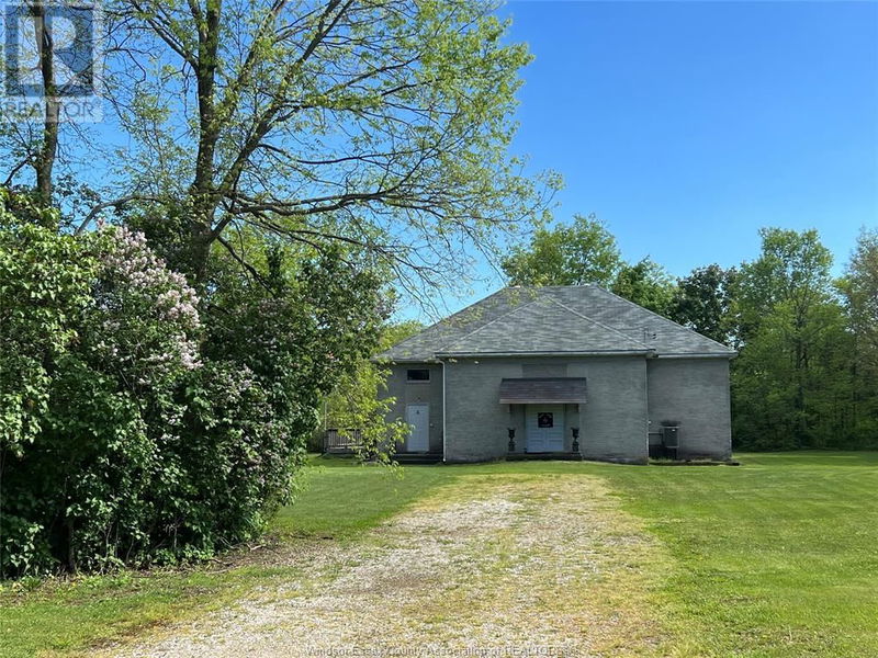 84 East West Road  Pelee Island, N0R1M0 | Image 1