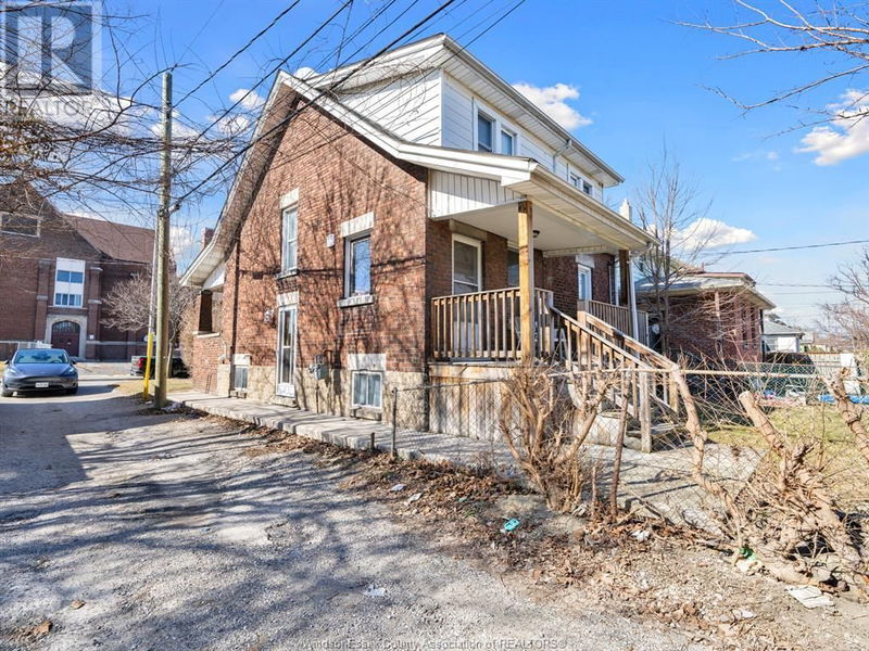 564 CURRY Avenue  Windsor, N9B2B9 | Image 22