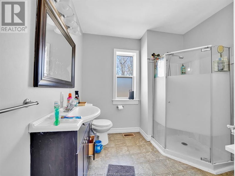 3329 SANDWICH Street  Windsor, N9C1B2 | Image 19