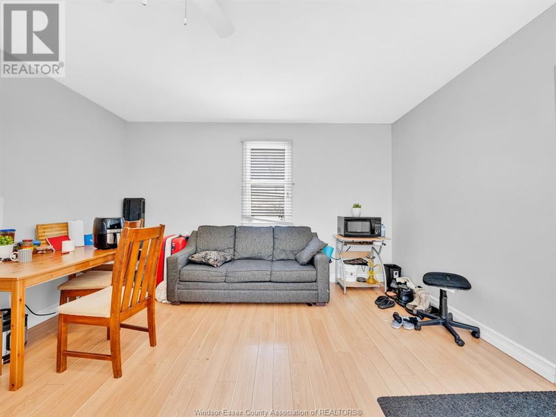 3329 SANDWICH Street  Windsor, N9C1B2 | Image 22