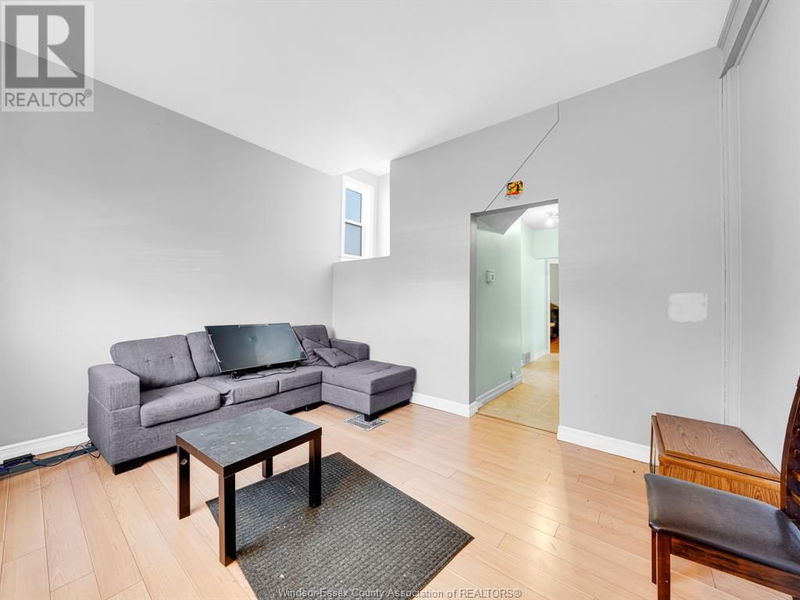 3329 SANDWICH Street  Windsor, N9C1B2 | Image 5