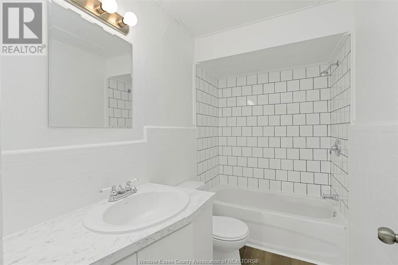 1094 LINCOLN Road  Windsor, N8Y2H4 | Image 10