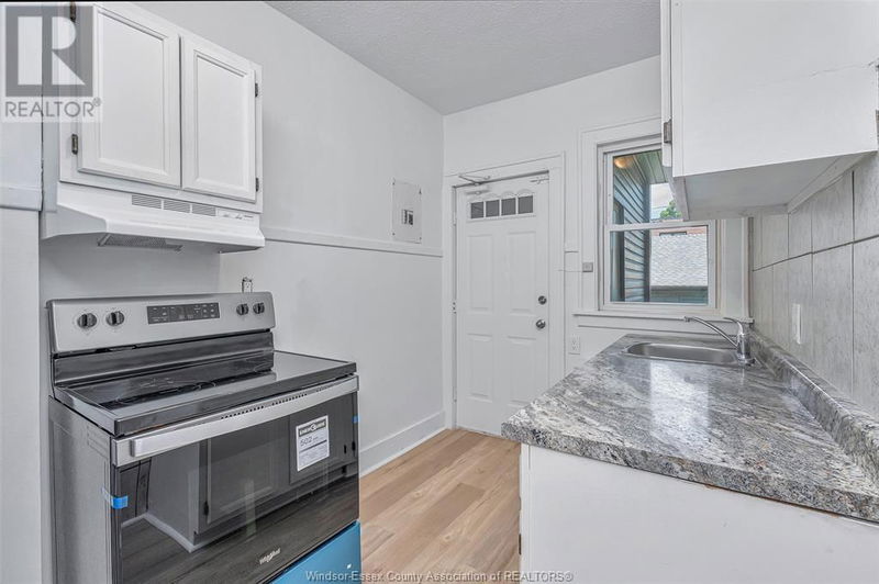 1094 LINCOLN Road  Windsor, N8Y2H4 | Image 28