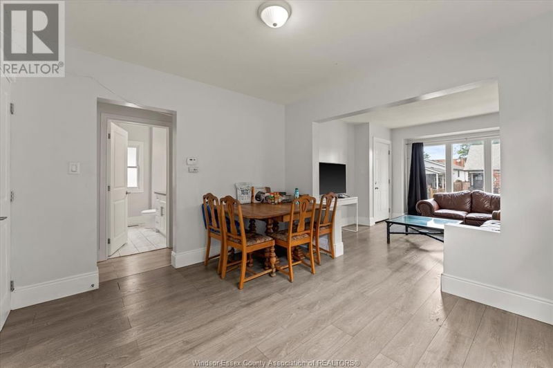 1353 MCKAY null  Windsor, N9B2B1 | Image 9