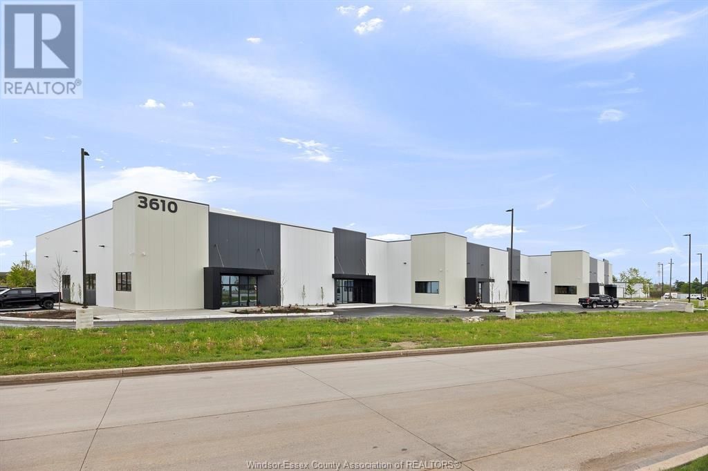 3610 MUNICH COURT Image 1