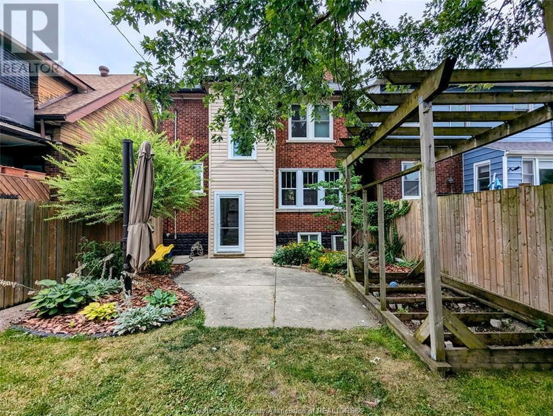 1563 Victoria Avenue  Windsor, N8X1P4 | Image 29