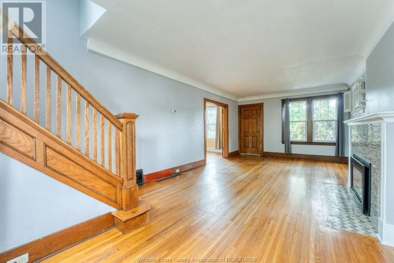 1563 Victoria Avenue  Windsor, N8X1P4 | Image 4