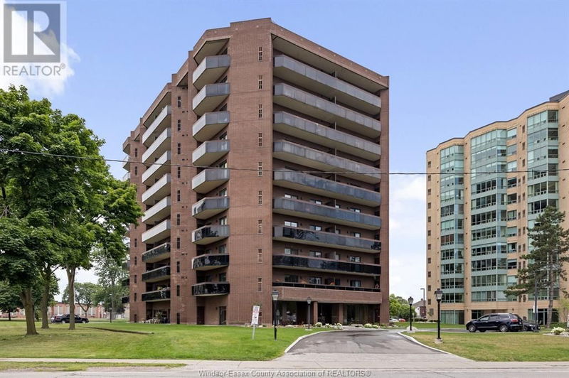  204 - 3663 RIVERSIDE Drive East Windsor, N8Y4V3 | Image 1