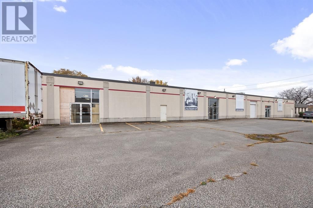 2570 OUELLETTE AVENUE Image 5