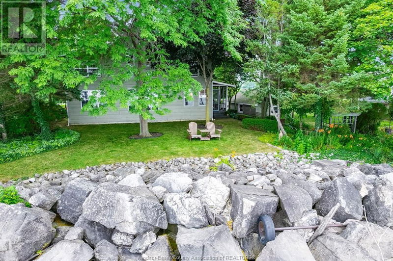 230 East Beach null  Leamington, N8H3V7 | Image 36