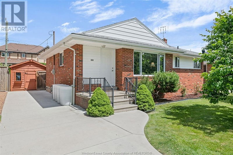 434 BERTHA null  Windsor, N8P1B7 | Image 1