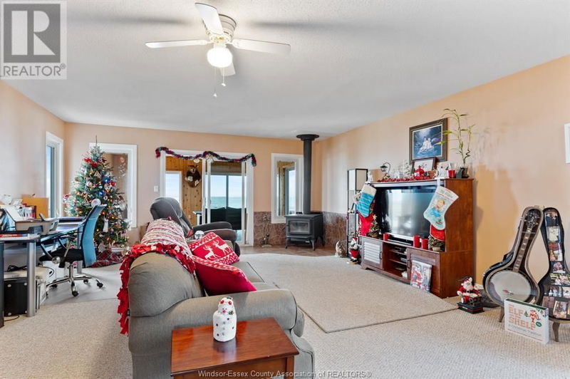 419 LAKESIDE null  Amherstburg, N0R1G0 | Image 13