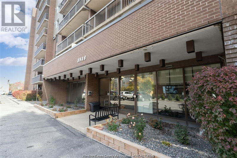  207 - 3936 WYANDOTTE Street East Windsor, N8Y4V1 | Image 1