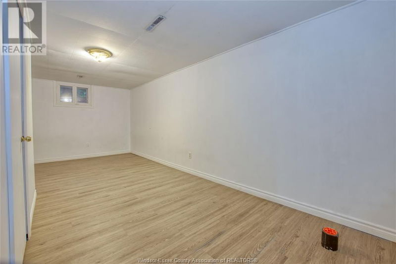 2461 ACADEMY Drive  Windsor, N9E2G5 | Image 21