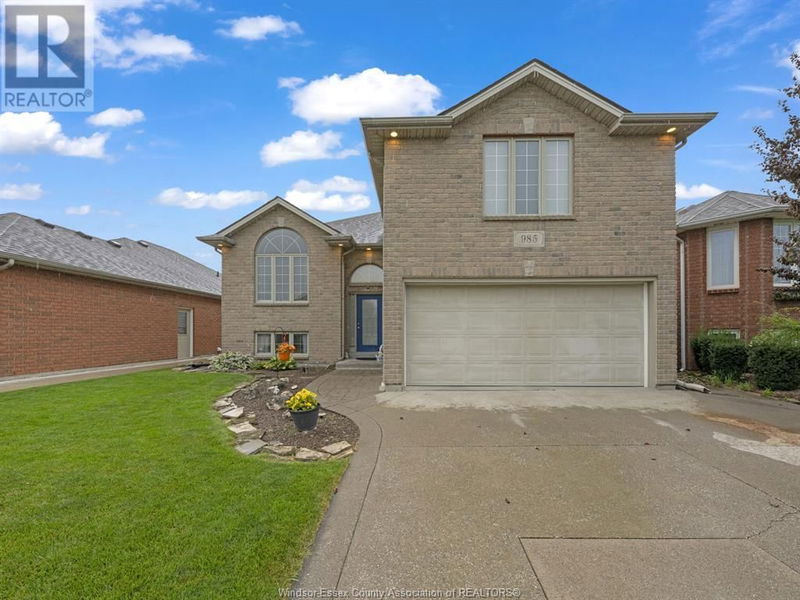 985 REVLAND null  Tecumseh, N8N5B1 | Image 1