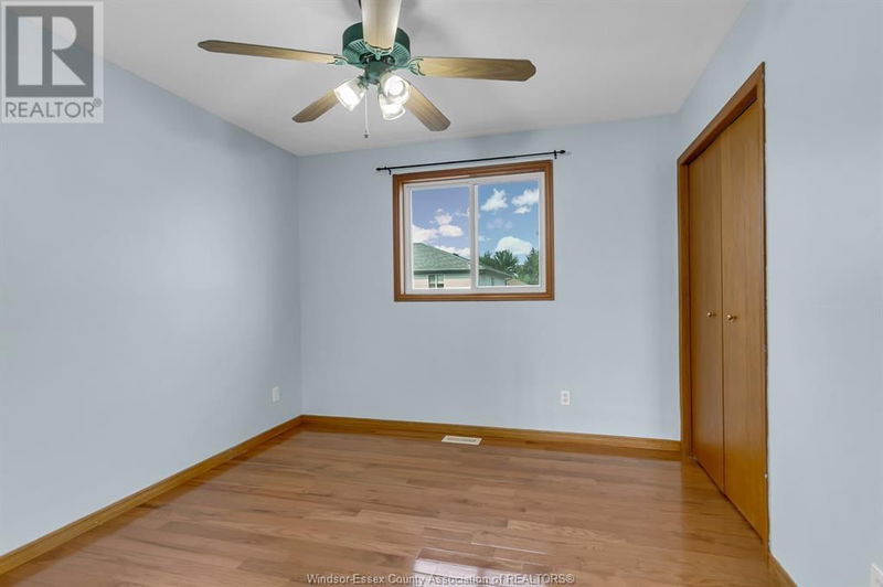 822 SILVERDALE null  Windsor, N9G2V9 | Image 13