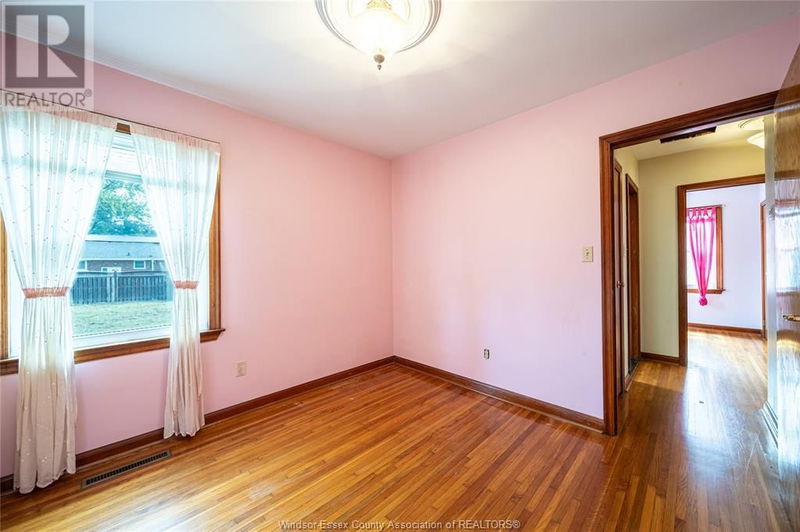 2532 WESTMINSTER null  Windsor, N8T1Y3 | Image 15