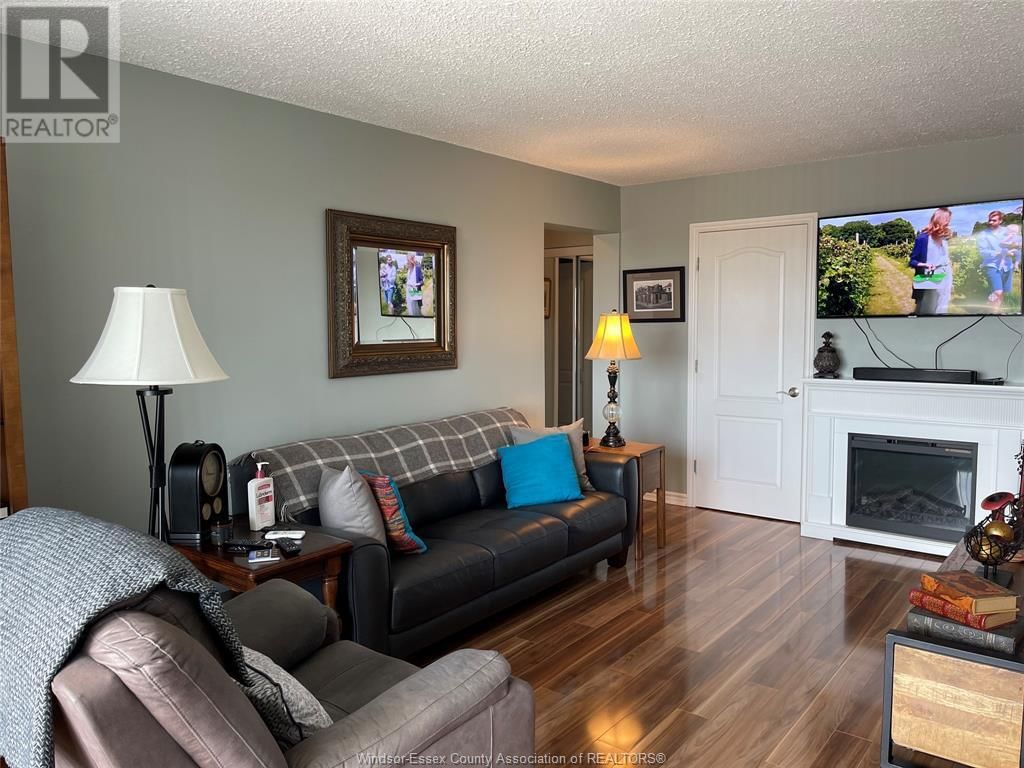 120 PICKERING DRIVE Unit# 503 Image 12