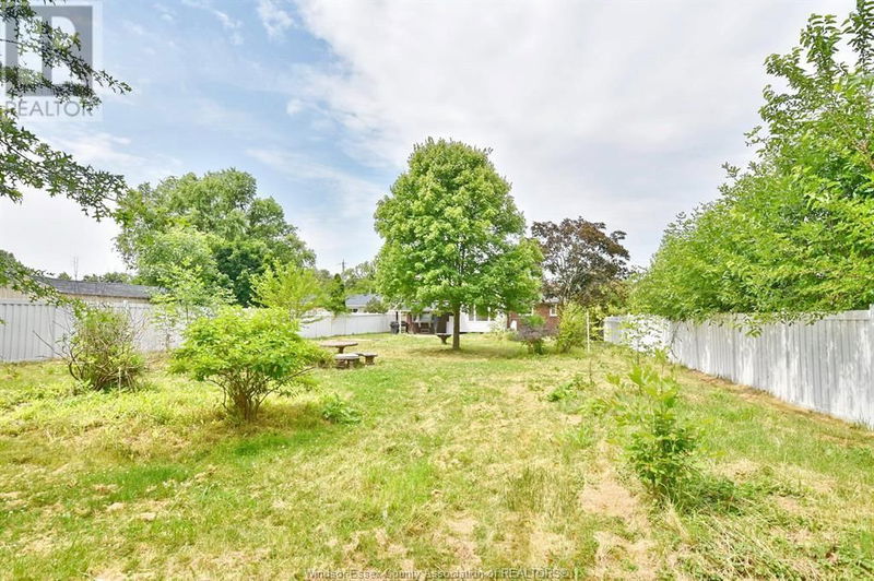 242 WATSON null  Windsor, N8S3R9 | Image 17