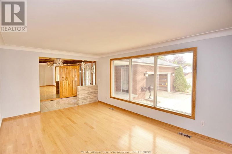 242 WATSON null  Windsor, N8S3R9 | Image 5