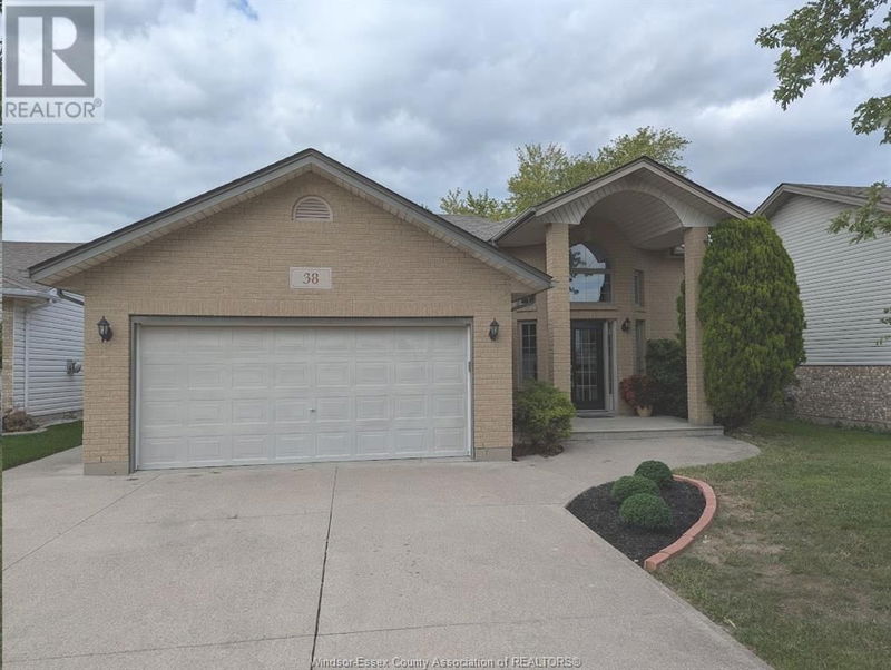 38 BRUSH null  Amherstburg, N9V3Y4 | Image 1