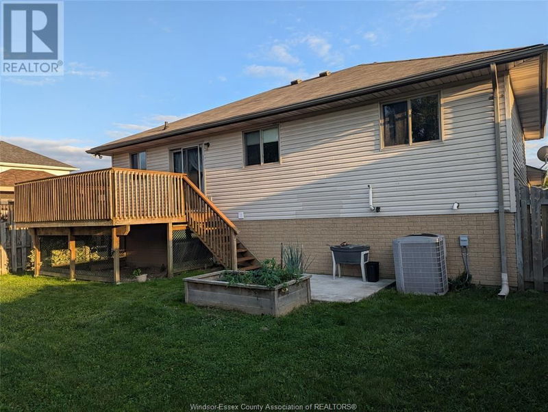 38 BRUSH null  Amherstburg, N9V3Y4 | Image 31