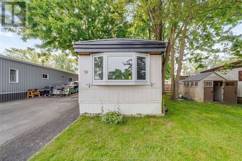 32 REGENCY Drive  Chatham, N7L4E8 | Image 25