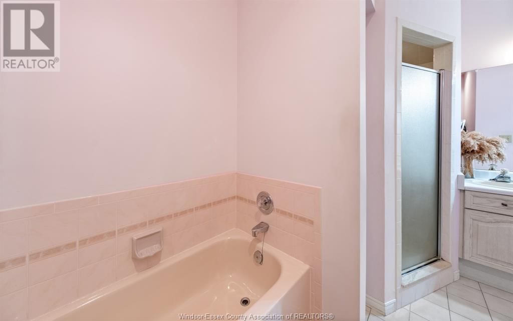 4608 ASCOT COURT Image 25