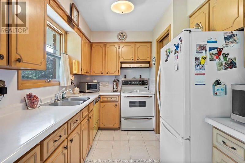 860 WALLACE null  Windsor, N9G1M3 | Image 12